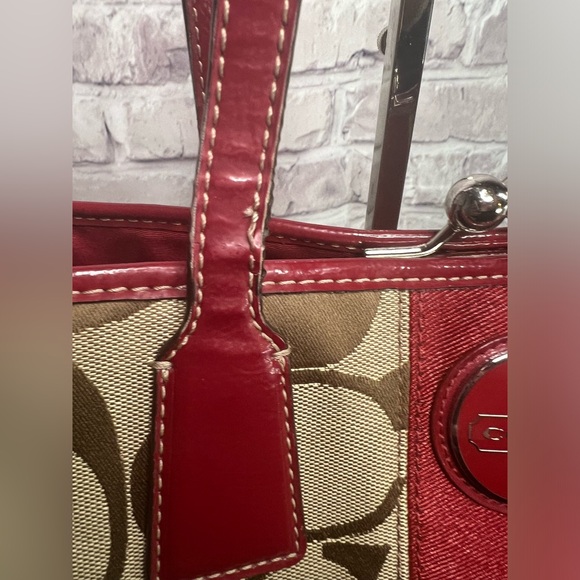 Coach Signature C Stripe Carryall with Kisslock F17424 - Picture 6 of 15